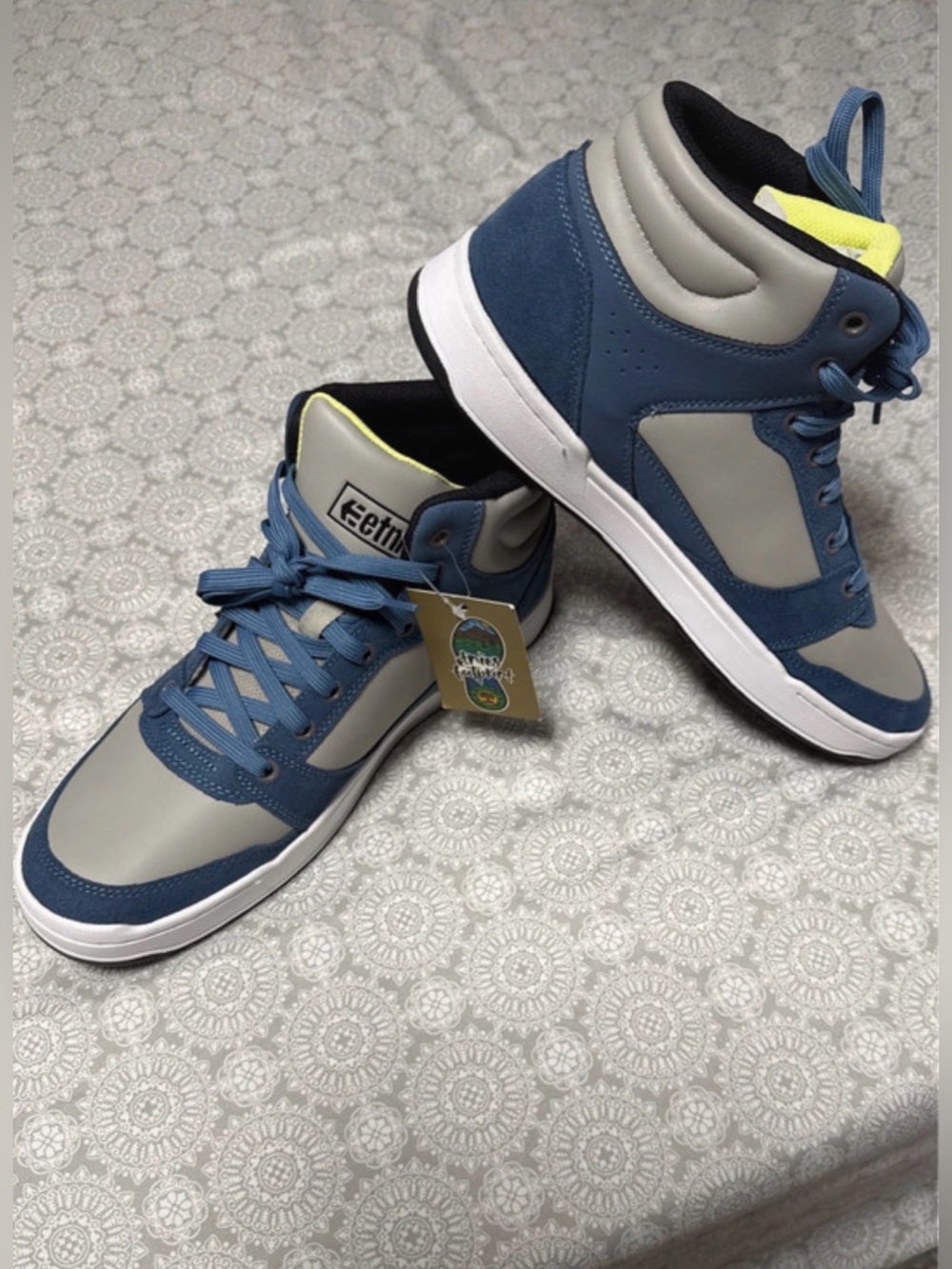 Skate Shoes